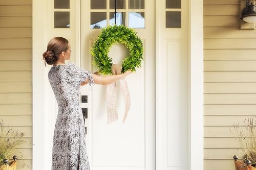 20 Inch Boxwood Wreath with Burlap Ribbon 1