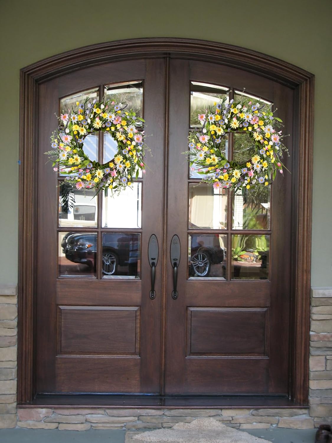 LSKYTOP Artificial Daisy Wreath 24 Inch Front Door Decor