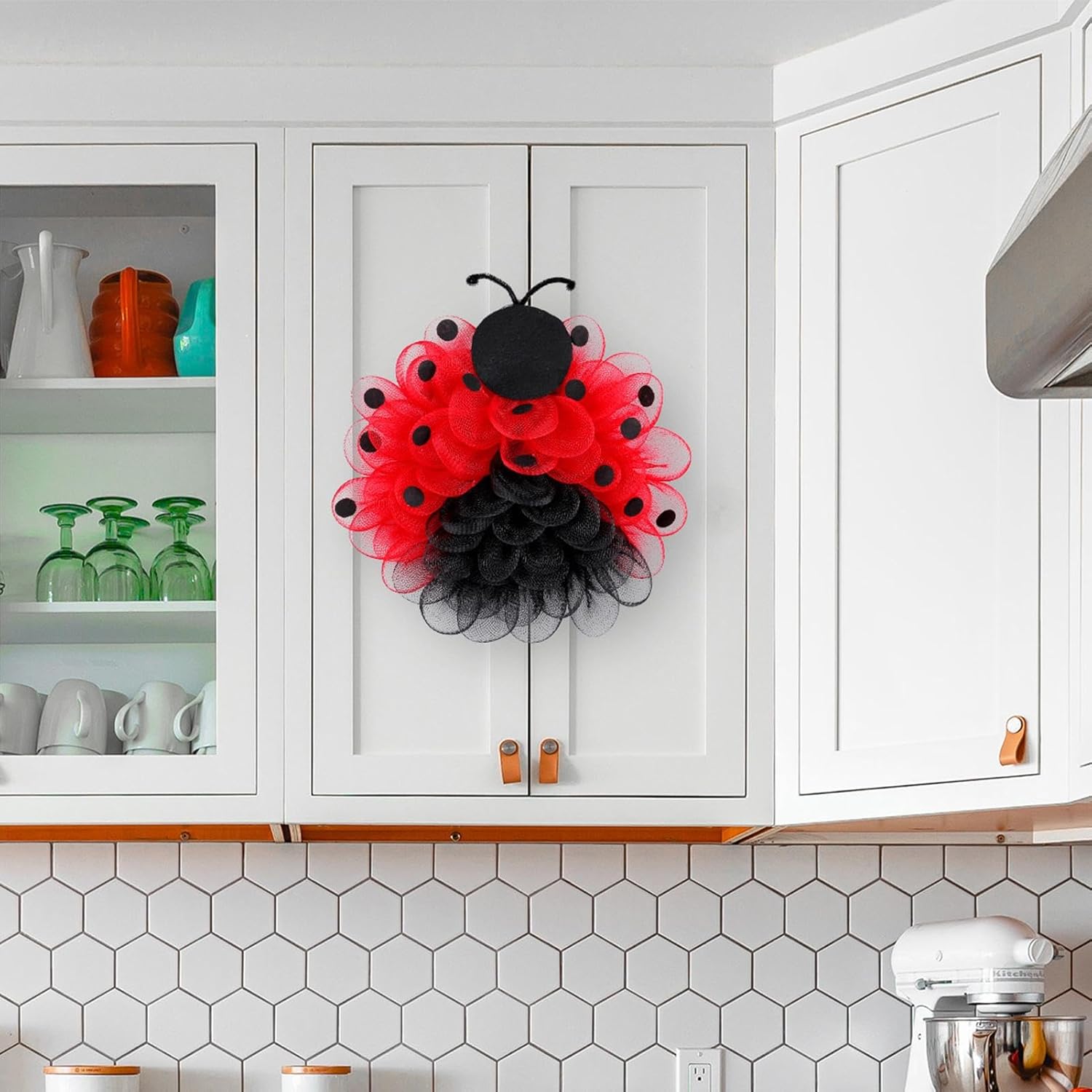 15-Inch Ladybug Door Wreath Decor