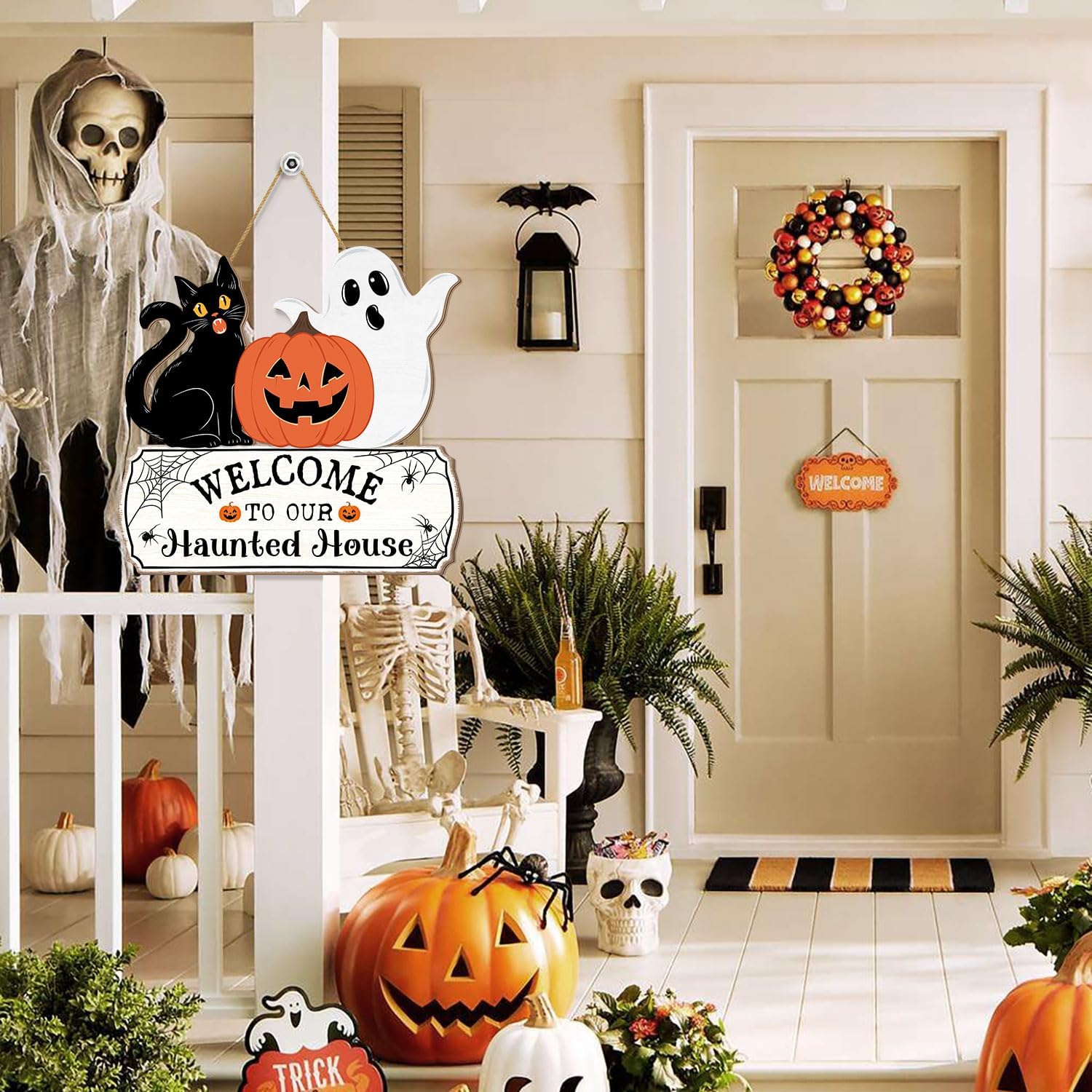 Halloween Door Hanging Sign with Ghost and Pumpkin Design